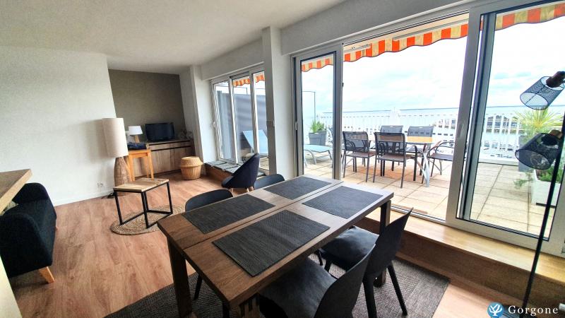 Photo n°1 de :ARCACHON BEAU T2bis  VUE PANORAMIQUE MER GRAND BALCON 3/4 PERS;