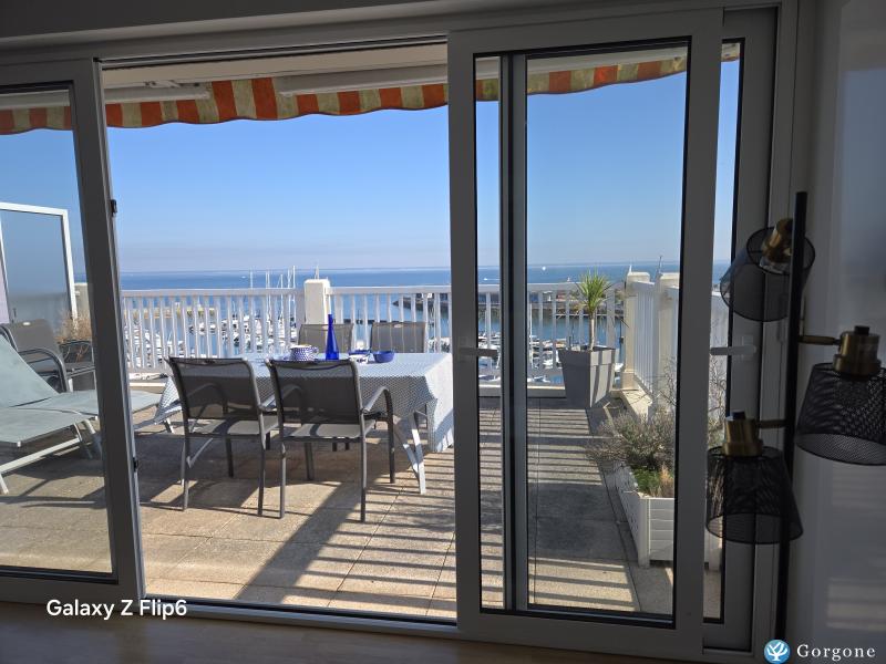 Photo n&deg;2 de :ARCACHON BEAU T2bis  VUE PANORAMIQUE MER GRAND BALCON 3/4 PERS;